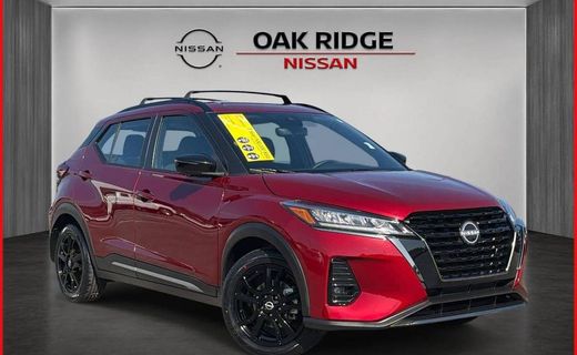 2023 Nissan Kicks SR