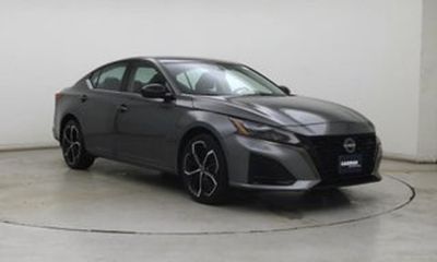 2023 Nissan Altima SR