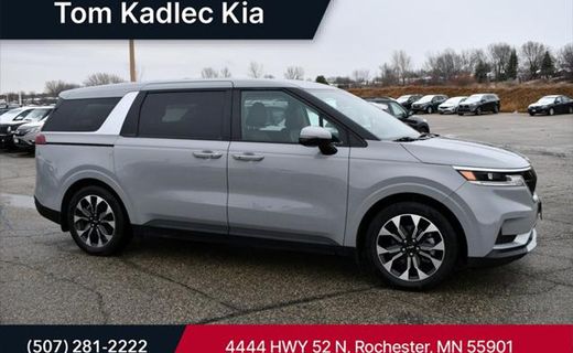 2024 Kia Carnival EX