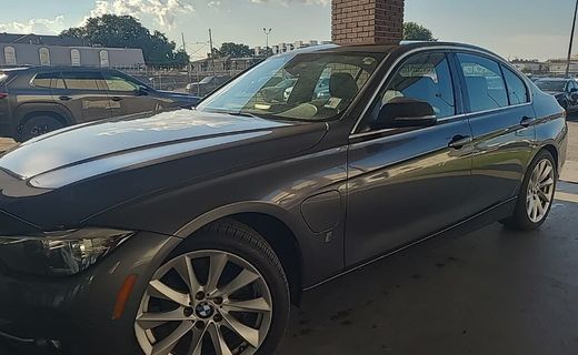 2017 BMW 330E
