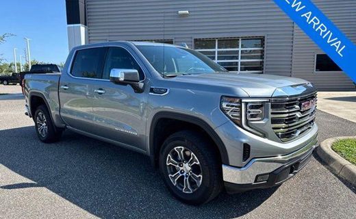 2026 GMC Sierra SLT