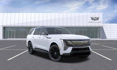 2026 Cadillac Escalade IQL Sport 2