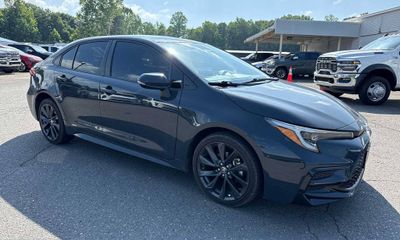 2024 Toyota Corolla LE SE XSE