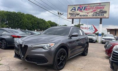 2022 Alfa Romeo Stelvio Sprint