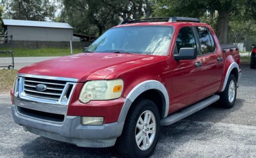 2010 Ford Explorer Sport Trac XLT