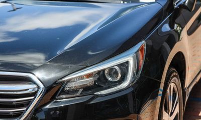 2019 Subaru Outback Limited M R