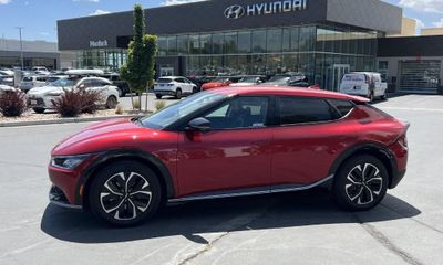 2023 Kia EV6 Light Wind