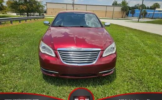 2013 Chrysler 200 Limited