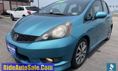 2013 Honda FIT Sport