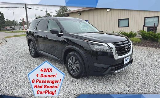 2024 Nissan Pathfinder SV