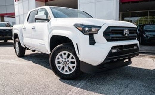 2026 Toyota Tacoma SR