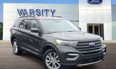 2024 Ford Explorer XLT