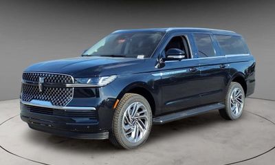 2026 Lincoln Navigator L Premier