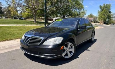 2012 Mercedes-Benz S-Class S550