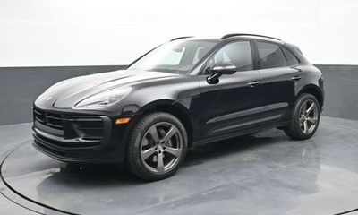 2025 Porsche Macan