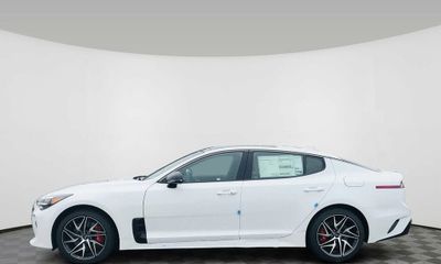2023 Kia Stinger GT Line