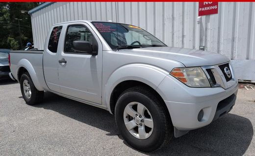 2013 Nissan Frontier S