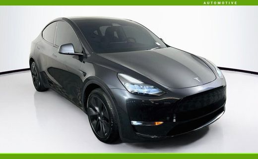 2025 Tesla Model Y Long Range