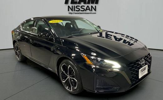 2023 Nissan Altima SR
