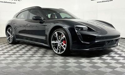 2023 Porsche Taycan 4S Cross Tourismo