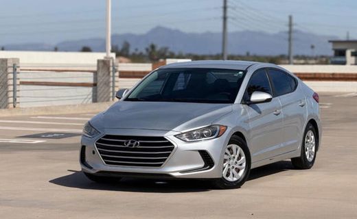 2018 Hyundai Elantra SE