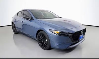 2023 Mazda MAZDA3 Preferred Package