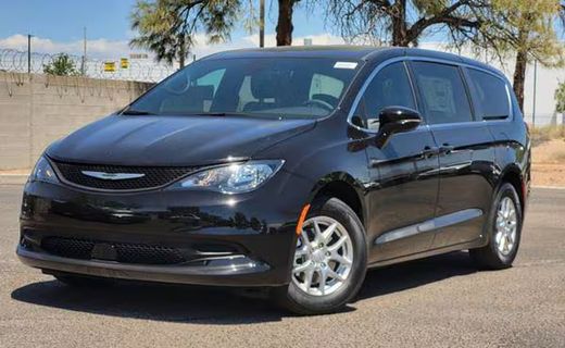 2026 Chrysler Voyager LX