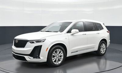 2023 Cadillac XT6 Luxury