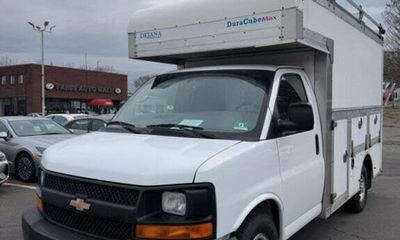 2015 Chevrolet Express Commercial Cutaway Vernon