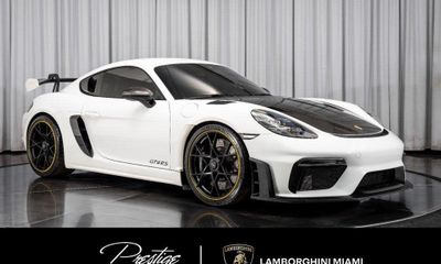 2023 Porsche 718 Cayman GT4 RS