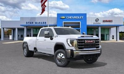 2026 GMC Sierra HD SLT