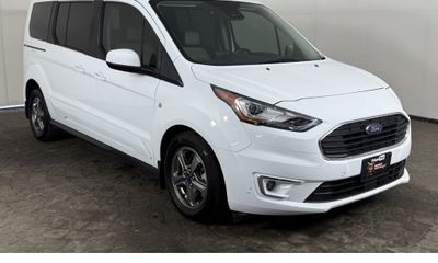 2023 Ford Transit Connect Titanium