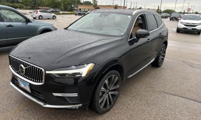 2023 Volvo XC60 Ultimate Bright