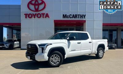 2022 Toyota Tundra SR5