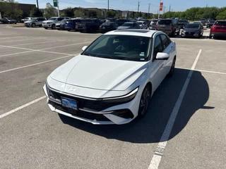 2024 Hyundai Elantra Limited