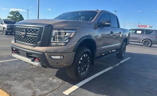 2020 Nissan Titan