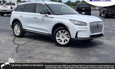 2025 Lincoln Corsair Premiere
