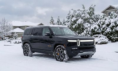 2023 Rivian R1S Launch Edition