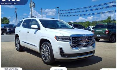 2022 GMC Acadia Denali
