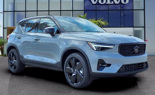 2026 Volvo XC40 Ultra Black Edition