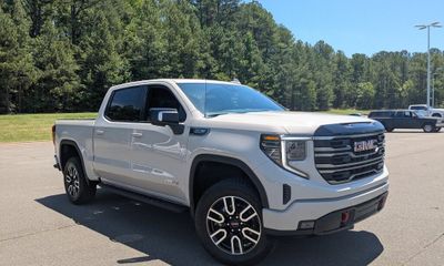 2026 GMC Sierra AT4