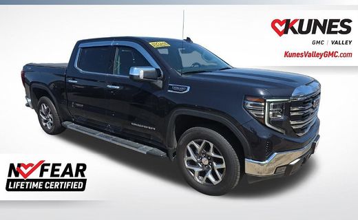 2023 GMC Sierra SLT