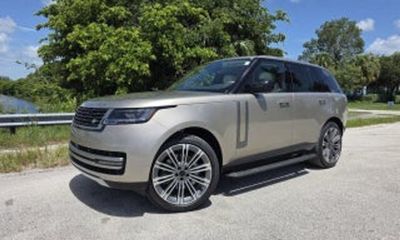 2026 Land Rover Range SE