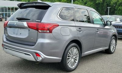 2022 Mitsubishi Outlander SEL LE GT