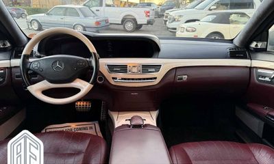 2013 Mercedes-Benz S-Class S550