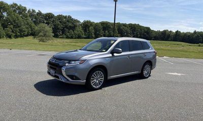 2022 Mitsubishi Outlander SEL LE GT