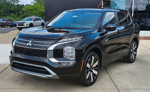 2026 Mitsubishi Outlander SE