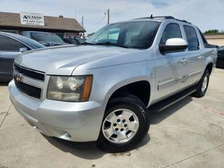 2011 Chevrolet Avalanche LS