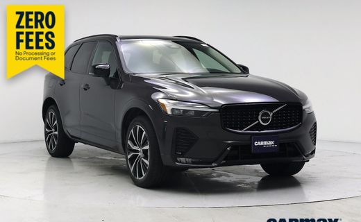 2024 Volvo XC60 Plus Dark