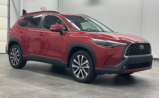 2024 Toyota Corolla Cross XLE